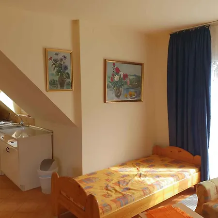 25 Apartment Fonyod