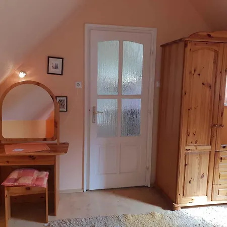 25 Apartment